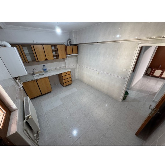 UFUKTEPE'DE 4+1 GENİŞ MASRAFSIZ KENDİNE AİT BAHÇELİ SATILIK DAİRE