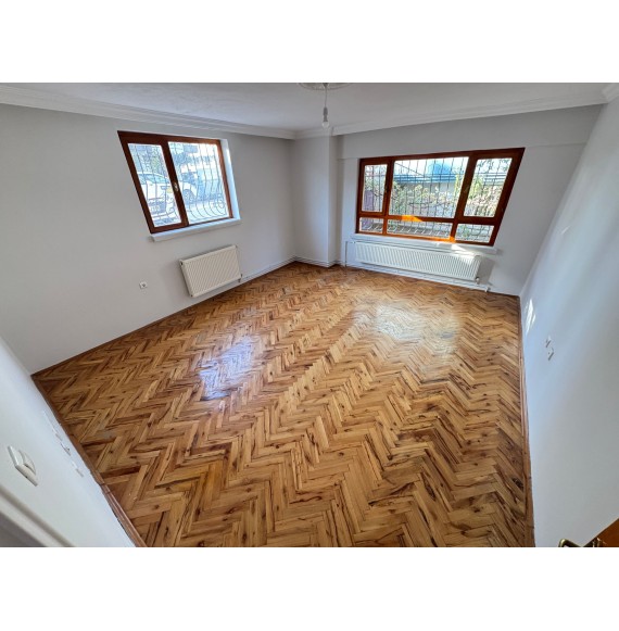 UFUKTEPE'DE 4+1 GENİŞ MASRAFSIZ KENDİNE AİT BAHÇELİ SATILIK DAİRE