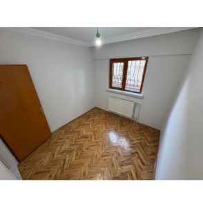 UFUKTEPE'DE 4+1 GENİŞ MASRAFSIZ KENDİNE AİT BAHÇELİ SATILIK DAİRE