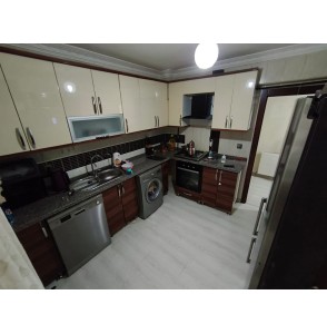 YAYLA'DA ASANSÖRLÜ 4+1 ÇİFT BALKONLU SATILIK DAİRE