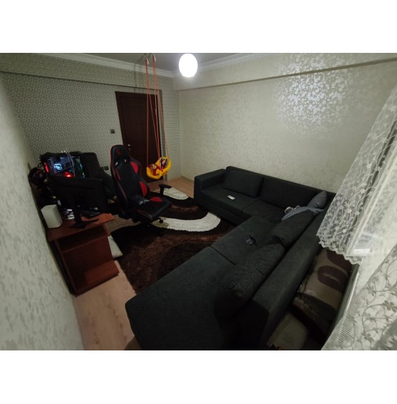 YAYLA'DA ASANSÖRLÜ 4+1 ÇİFT BALKONLU SATILIK DAİRE